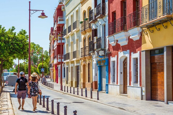 1 Hour Guadalquivir Cruise with Views of Triana - Group Size, Audioguides, and How the Experience Feels