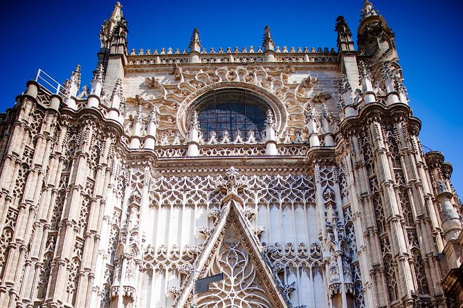Alcazar and Cathedral & Giralda of Seville. Skip The Line! Includes access tickets - Stop 4: Cathedral de Sevilla—Gothic power and Columbus details