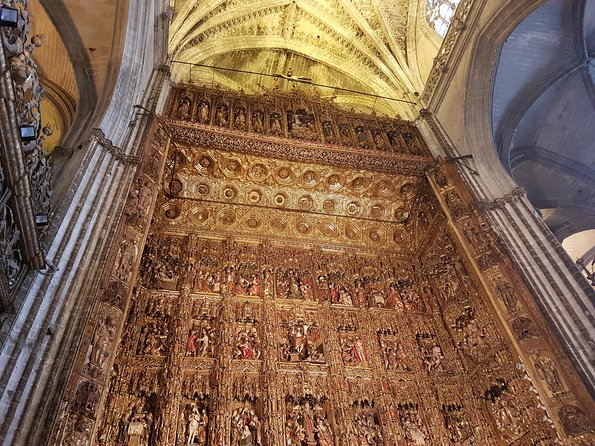 Alcazar and Cathedral of Seville Tour with Skip the Line Tickets - Catedral de Sevilla: what you should pay attention to