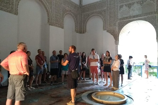 Alcazar & Cathedral of Seville Private Guided Tour - Inside the Real Alcázar: Mudéjar Details You’ll Actually Notice