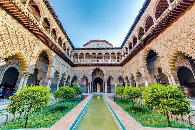 Alcazar, Cathedral, Santa Cruz Quarter, Bullring and River Cruise Tour in Seville - Morning Call: Real Alcázar, Cathedral Area, and Santa Cruz on the Clock
