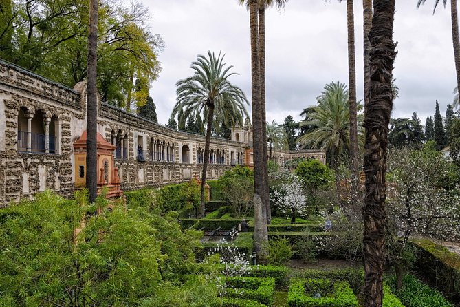 Alcazar de Sevilla Private - Your guide in this experience: Why names like Sergio and Lena matter