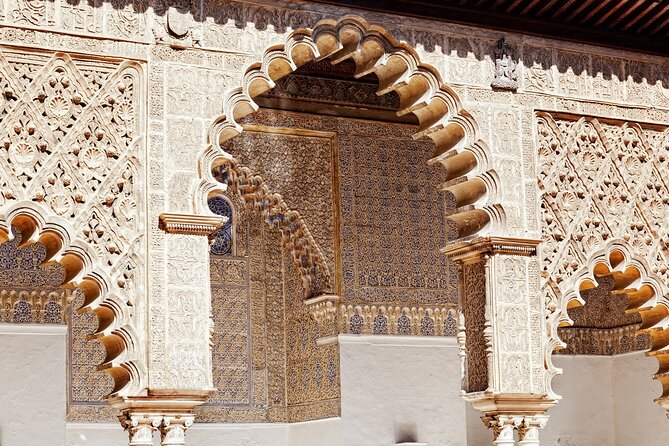Alcazar of Seville Guided tour with Skip the Line Access - Inside the Real Alcázar: patios and signature rooms you’ll visit