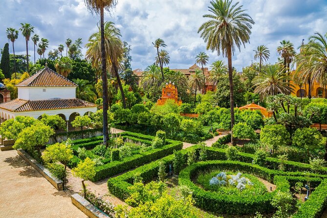 Alcazar of Seville Guided tour with Skip the Line Access - Practical expectations: what’s included and what to plan for