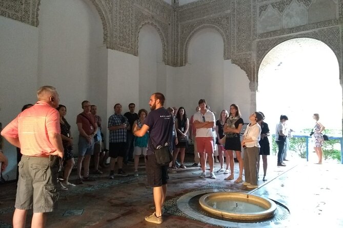 Alcazar of Seville with Cathedral & Giralda English Tour - The English gardens break the spell (in a good way)
