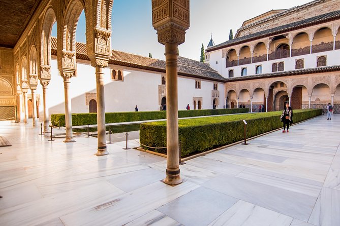 Alhambra Guided Tour & Albaicin Tour from Seville - Generalife and Alcazaba: shorter stops, clear purpose