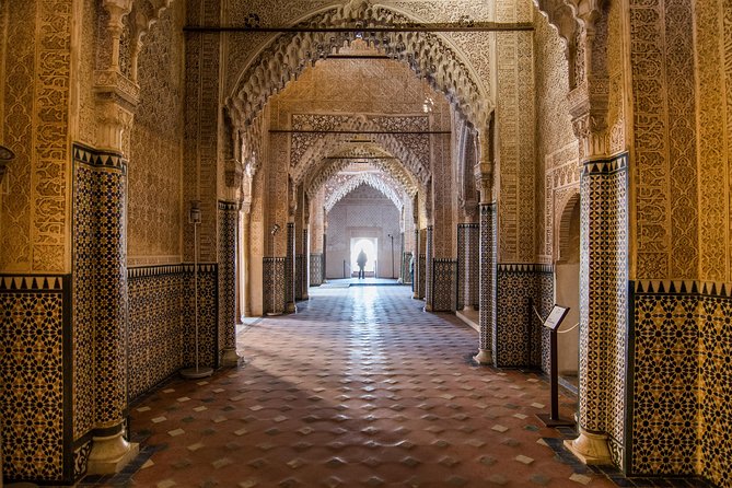 Alhambra with Nazaries Palaces Private Tour from Seville - Alcazaba Fortress: the military section that also gives big views