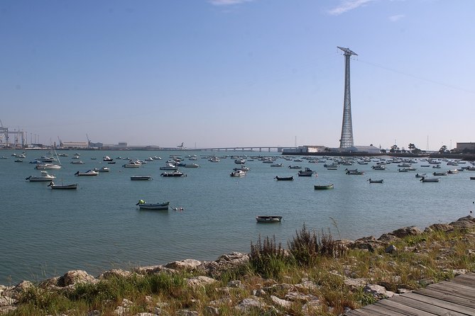 Bahia de Cadiz and Jerez - Cádiz guided walk: Plaza de España to City Hall