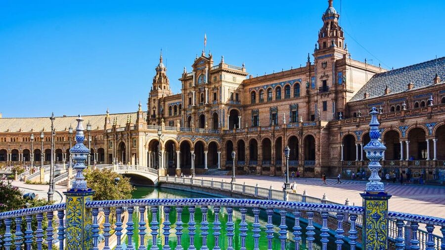 Best of Seville: Private Walking Tour with Local - Key things I’d circle before you book