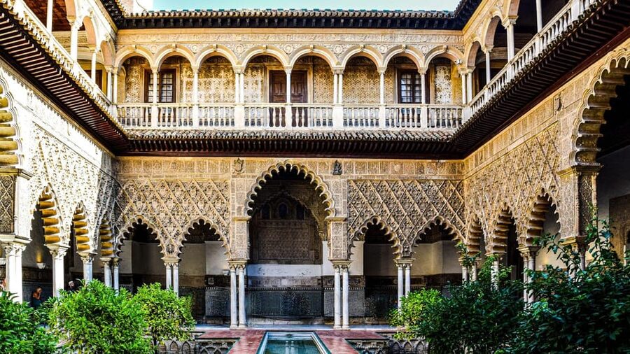 Best of Seville: Private Walking Tour with Local - Weather reality in Seville: a simple question to ask