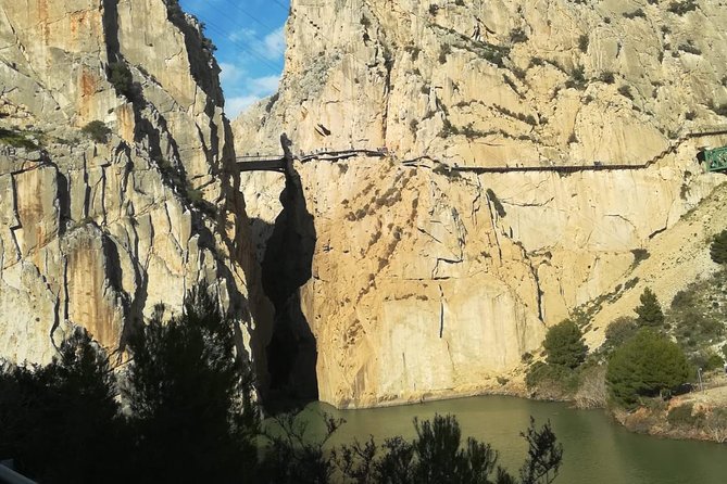 Caminito del Rey Hike from Seville - Getting ready for the walk: shoes, rules, and the safety system