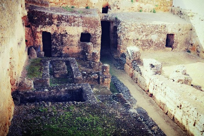 Carmona and Necropolis: Guided Day Tour from Seville - Weather and site access: the one thing that can change the day