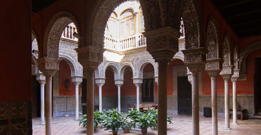 Casa de Salinas Entry Ticket with Audio Guide - Location That Helps: Old Town Base Near Seville’s Icons