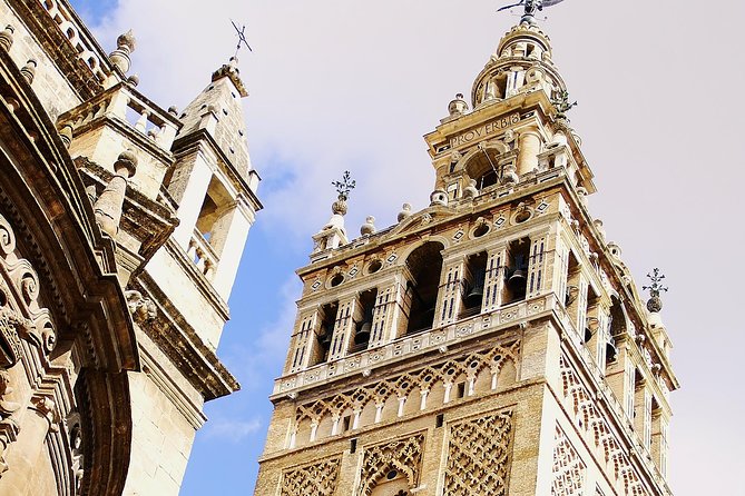 Cathedral & Giralda of Seville Exclusive Group, max. 9 travelers - Meeting at the Immaculada Monument: start where the tour makes sense