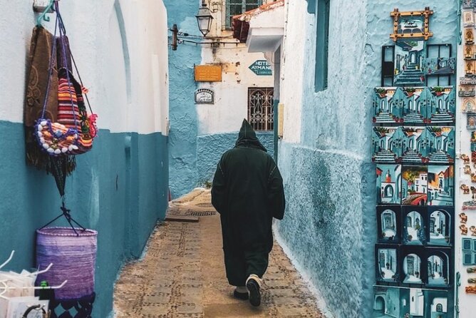Chefchaouen Day Trip from Seville - Place Outa el Hammam and Ras El Ma: Squares and Viewpoints