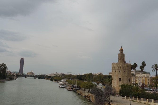 City Sightseeing Seville Hop-On Hop-Off Bus Tour - The Expo ’92 zone and Isla Mágica: what you gain, what you might skip