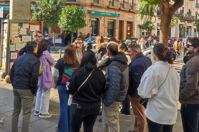 Complete Triana Tour "Corrales included" - Price and value: $9.49 for a focused loop
