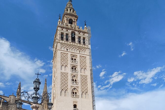 Contrasts of Seville - What You Actually See in 2 Hours