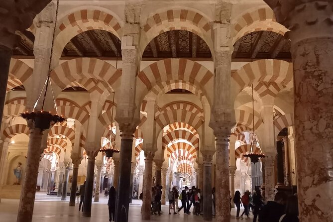 Cordoba, Mosque-Cathedral and Jewish Quarter - Entering the Mezquita-Catedral: what the audio time really gives you