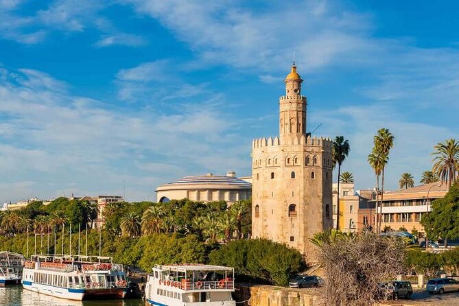 e-Scavenger hunt Seville: Explore the city at your own pace - The walking route: from Avenida Isabel la Católica to Calle Sierpes