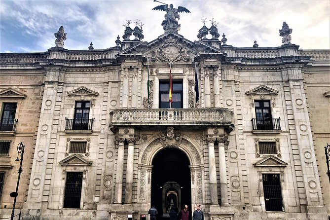 Essential Seville's Ancient History: An Audio Tour - Cathedral exterior storytelling: what you’ll notice as you walk around