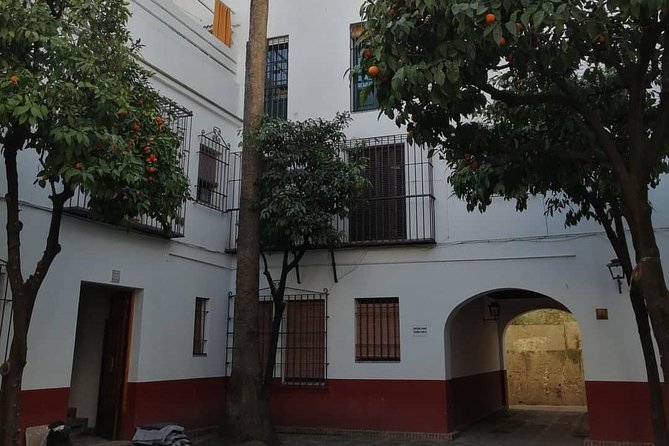 Essential Seville Tour - Torre Giralda: why this tower means Seville