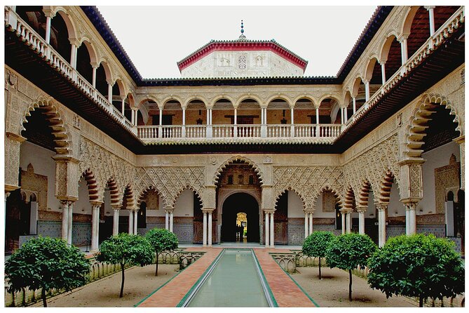 Exclusive Alcazar with breakfast or afternoon coffee in gardens - Price and logistics: is $350.53 worth it?