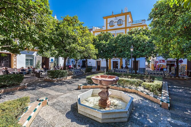 Exclusive Alcazar with breakfast or afternoon coffee in gardens - Timing, meeting point, and what you should plan around