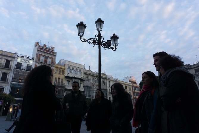 Flamenco Show and Tapas in Seville - Seats, walking pace, and why small groups matter