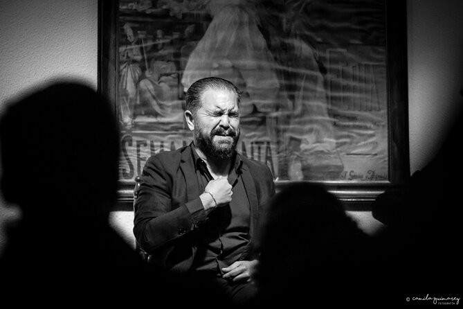 Flamenco Show in Seville at Bar and Tapas - Seating in a tiny room: how to get the best view