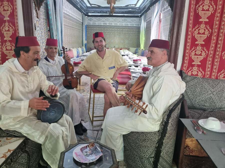 From Seville: 2, 3, or 4-Day Morocco Trip with Ferry & Guide - Riads and Meals: What’s Covered and What You Need to Budget