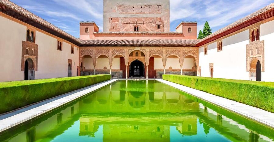 From Seville: Granada & Alhambra Tour with Optional Ticket - What makes this Seville-to-Granada day trip work