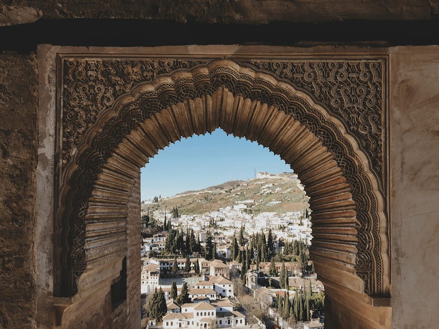 From Seville: Granada & Alhambra Tour with Optional Ticket - Entering the Alhambra: pacing, guides, and the big moments