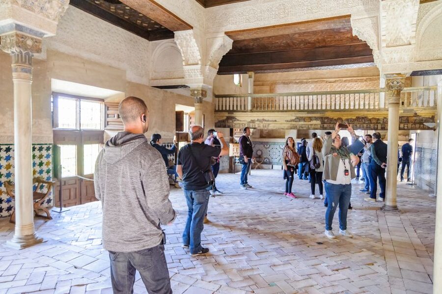 From Seville: Granada Day Trip Alhambra and Albaycin - Key things to know before your Granada day