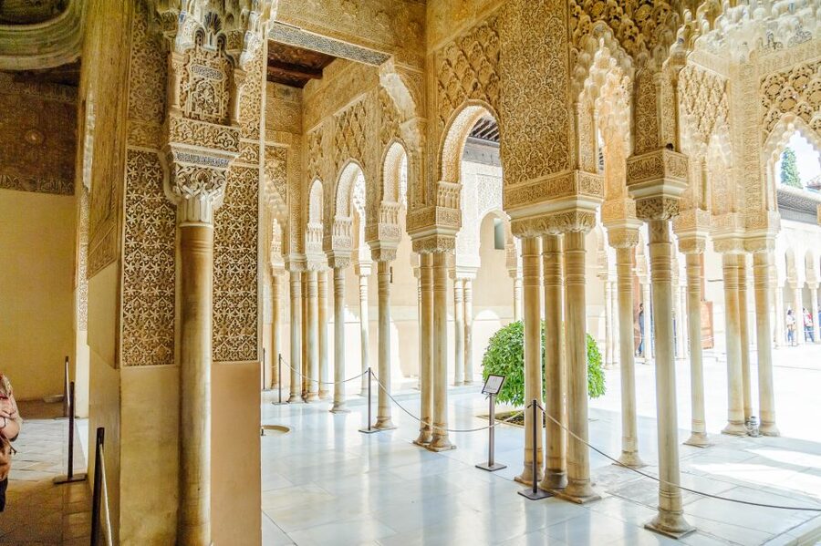 From Seville: Granada Day Trip Alhambra and Albaycin - Getting an early start: pickup points in central Seville