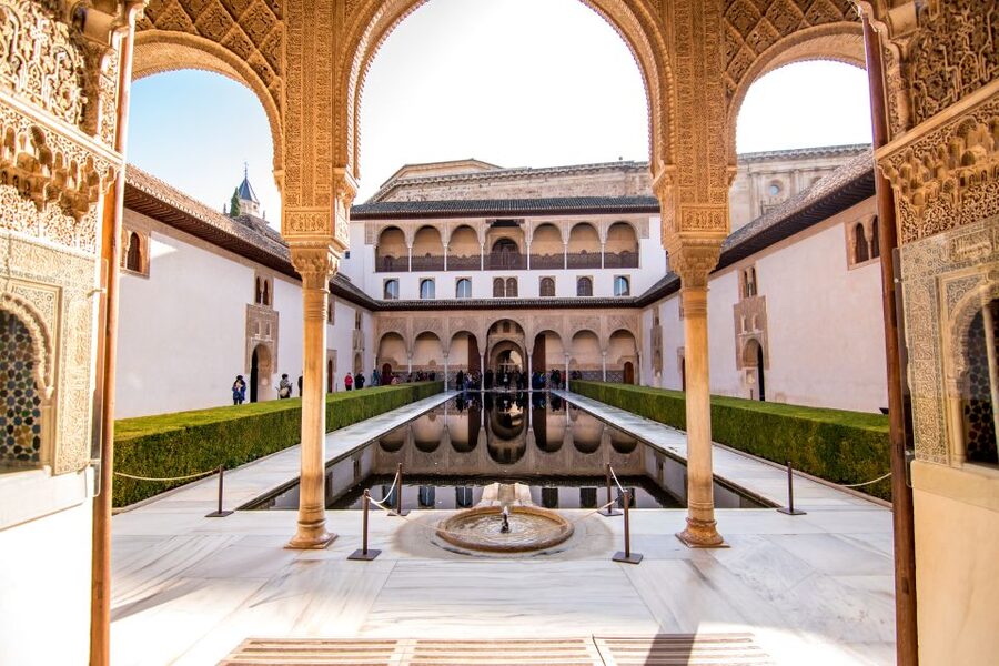 From Seville: Granada Day Trip with Alhambra and Albaicín - Albaicín guided tour: the Moorish quarter experience you can’t fake alone