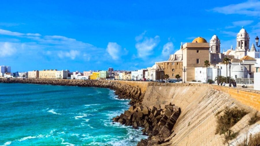From Seville: Private Day Trip to Cádiz with Guide - A note on timing and weather