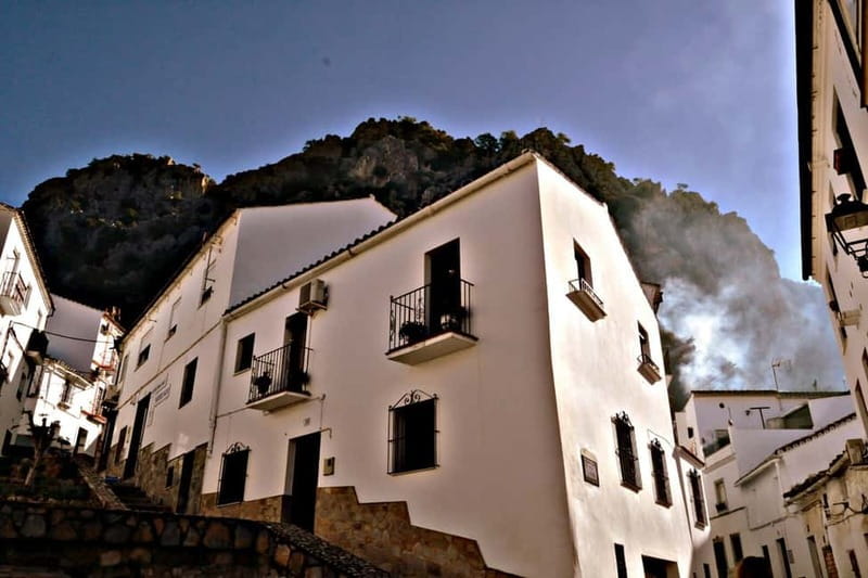 From Seville: White Villages and Ronda private day trip - Setenil de las Bodegas: houses built under rocks