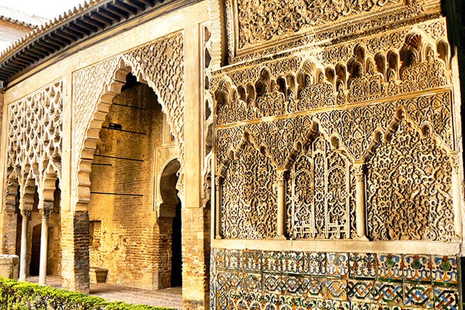 Full Alcázar History Seville and introduction Game of Thrones Tour - Comfort, crowds, and the no-sit reality