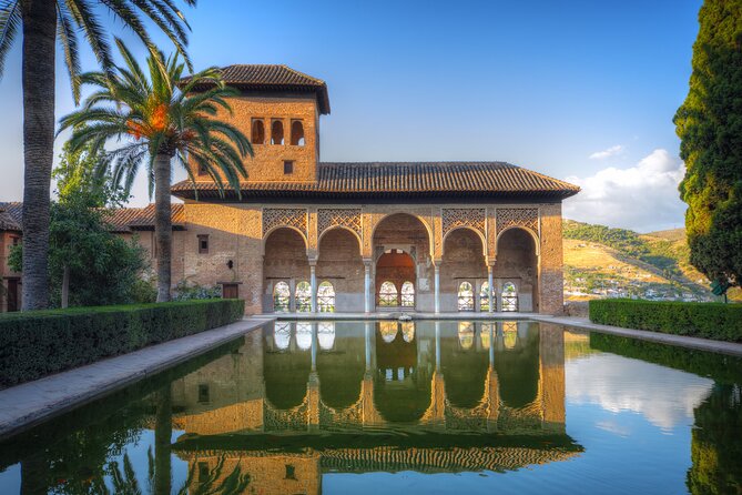 Full-Day Alhambra from Seville: Small Group & SkipLine Experience - Generalife Gardens: where the Nasrid sultans played architect
