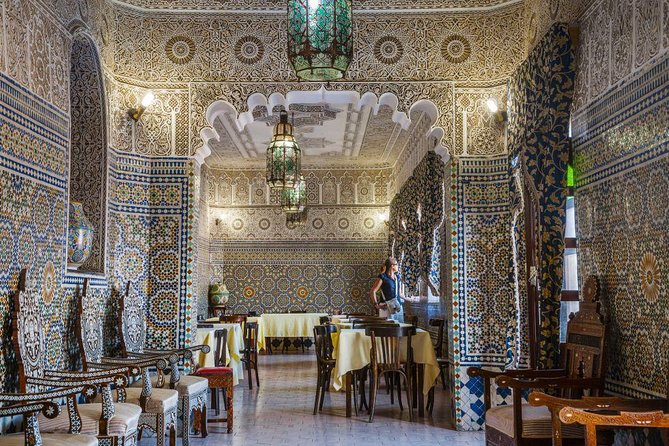 Full-day tour of Tangier in Morocco from Seville - The Gibraltar ferry: the moment the schedule starts