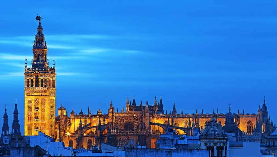 GERMAN SPEAKING E-BIKE TOUR (MOTHER TONGUE) | SEVILLE - Key things you’ll notice on this nosiesta e-bike ride