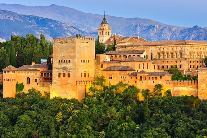 Granada Day Trip with Alhambra and Albaicin Tour from Seville - Getting into the Alhambra: where this tour wins (and where you must verify)