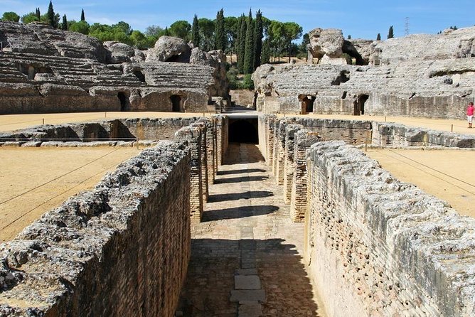 Group Excursion from Seville to Italica (Seville Roman Town) - The Seville to Italica transfer: comfortable, but watch your timing