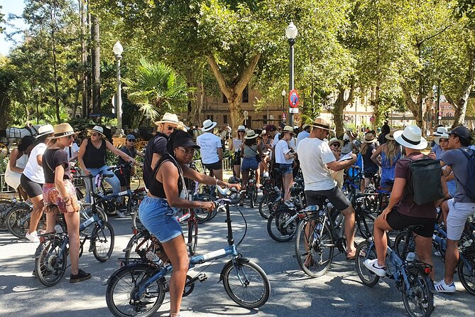 Guided Bike Tour of Seville with a Certified Guide - Real Alcázar: Royal Palace That Still Lives Today