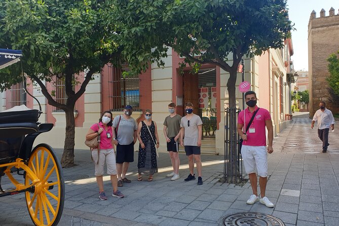 Guided Tour Sevilla Alcázar - Gardens at the end: slow steps after the palace rooms