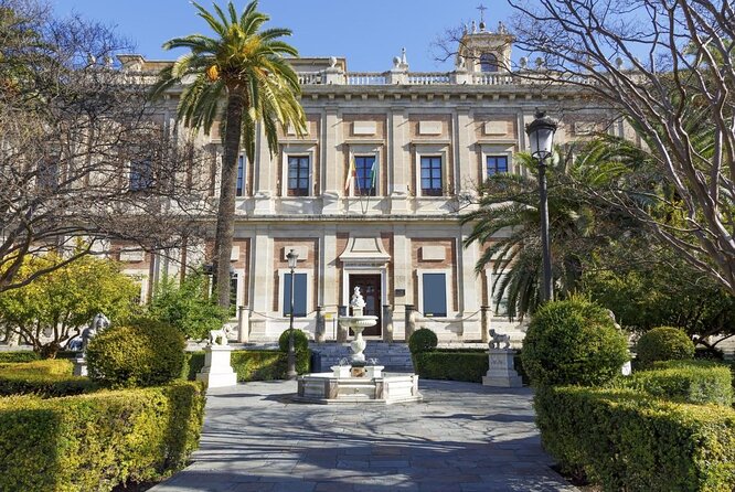 Guided visit to the Archivo de Indias - Stop by stop: how the 1h45 visit unfolds