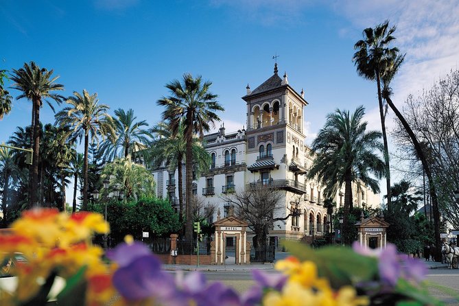Highlights Bike Tour in Seville - Bike along the Guadalquivir: the scenery break that makes the tour feel memorable