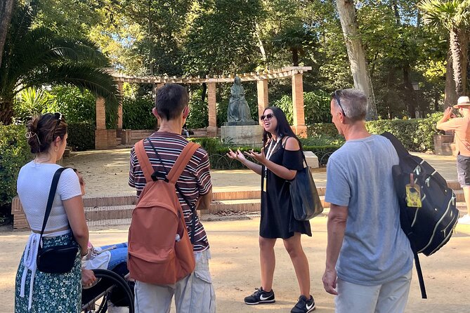 History of Women of Seville Private Tour - María Dolores López and the legend of the Two Sisters