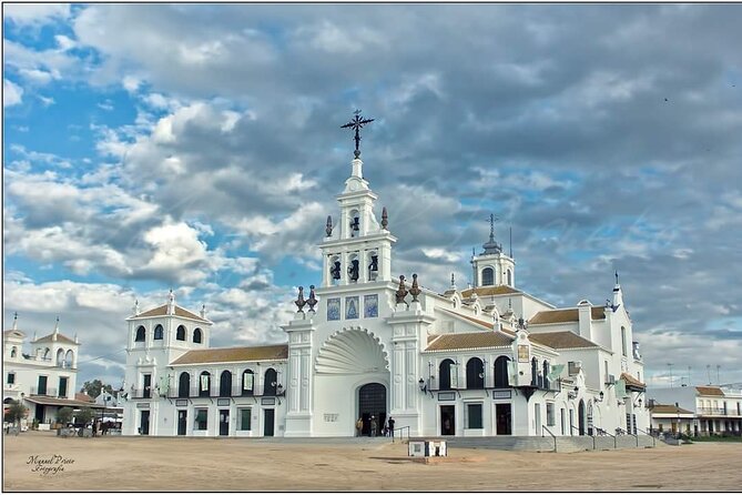 Horseback riding tour of Doñana and visit of El Rocio - How to get the most out of your photo and wildlife time